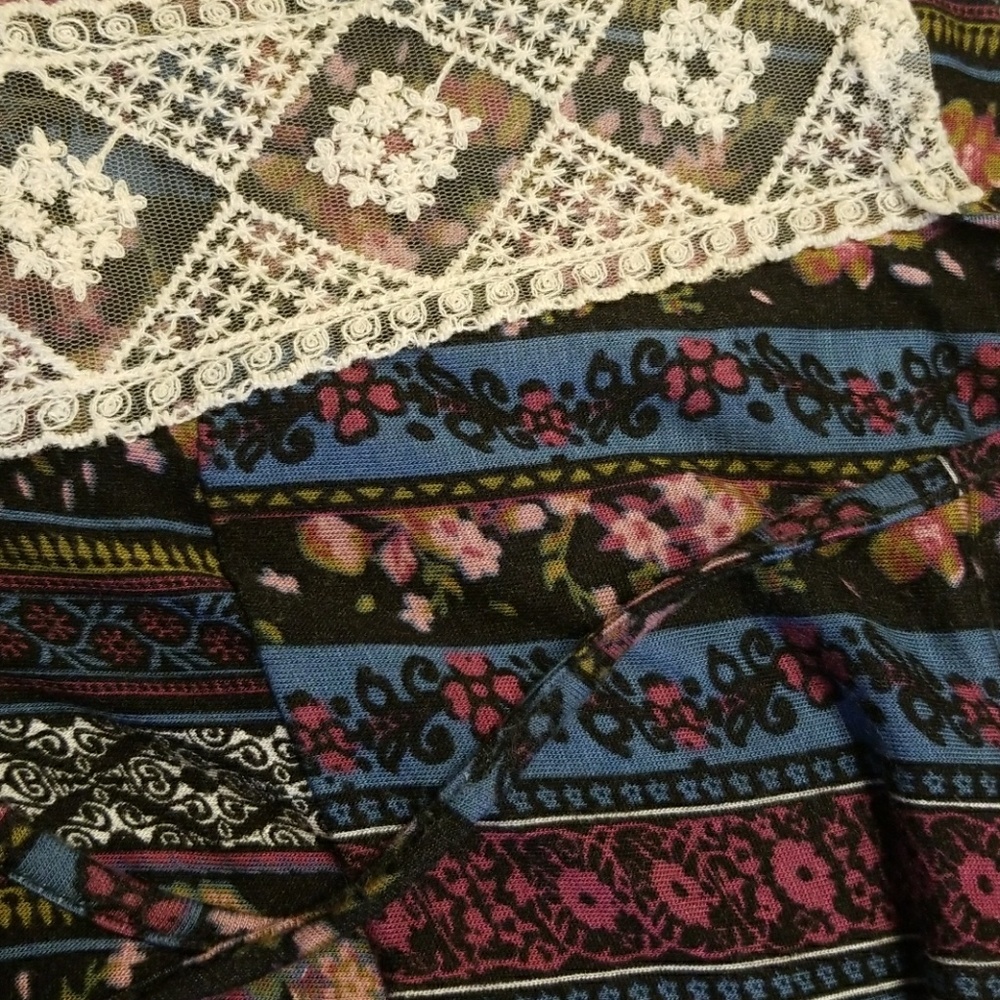 Bohemian String Halter - Picture 3 of 3